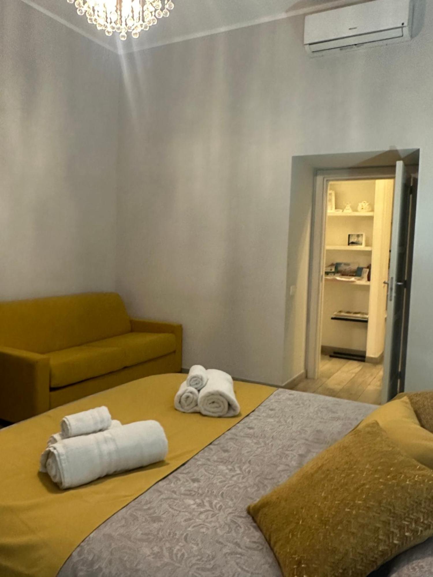 Couette-café Dea Naples
