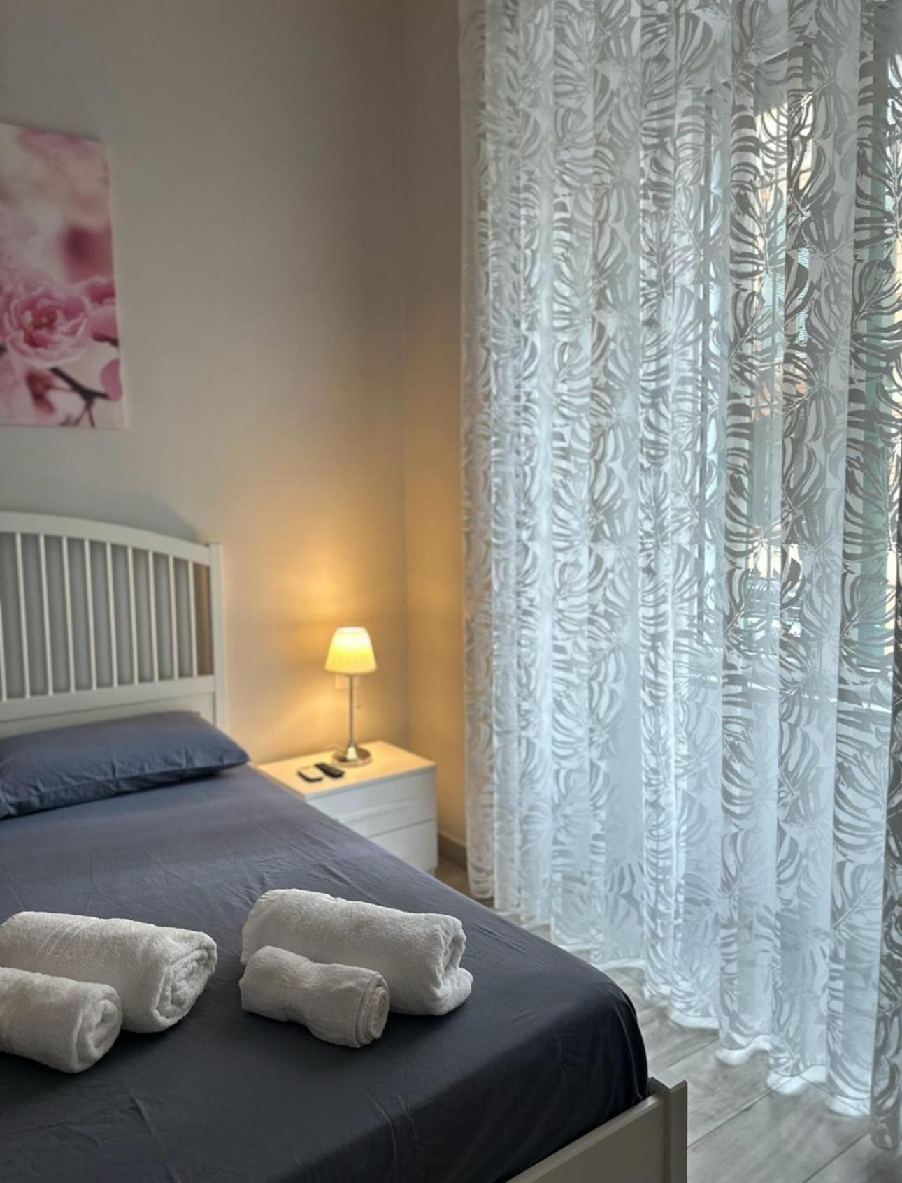 Dea Couette-café Naples